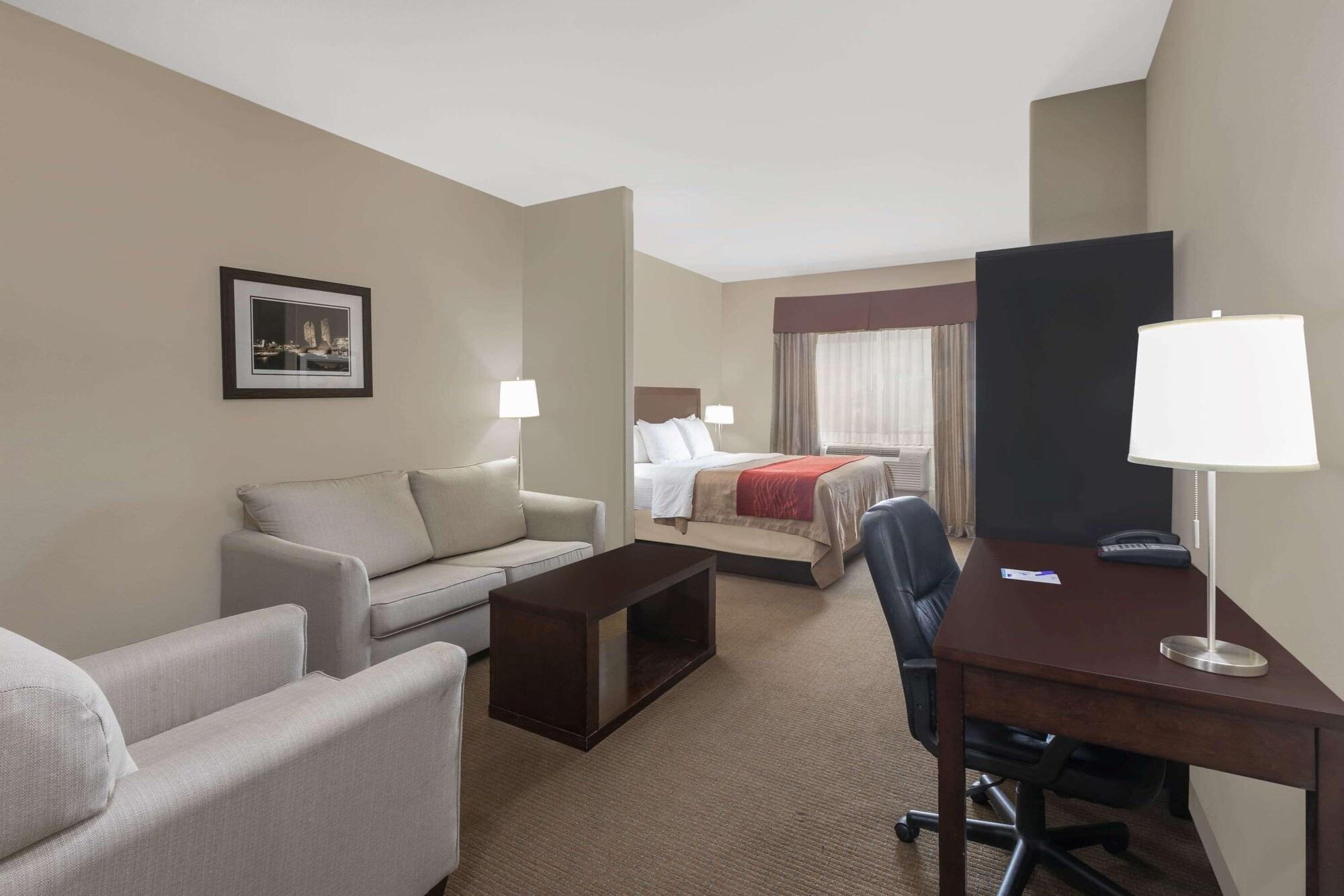 Baymont By Wyndham Columbus Hotel Buitenkant foto