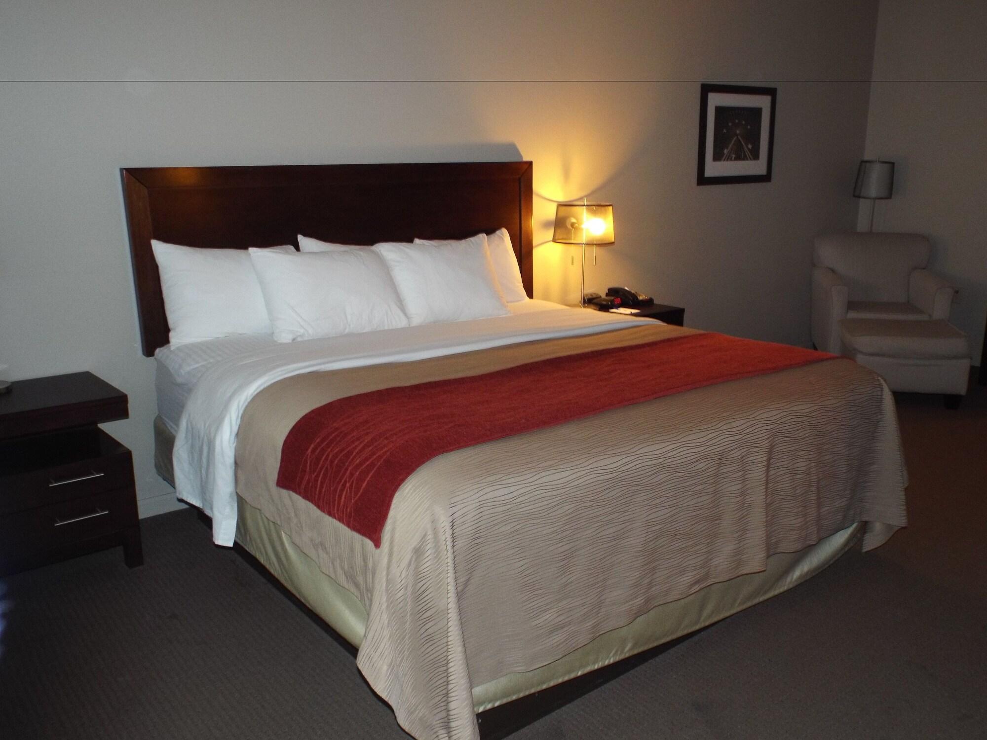Baymont By Wyndham Columbus Hotel Buitenkant foto