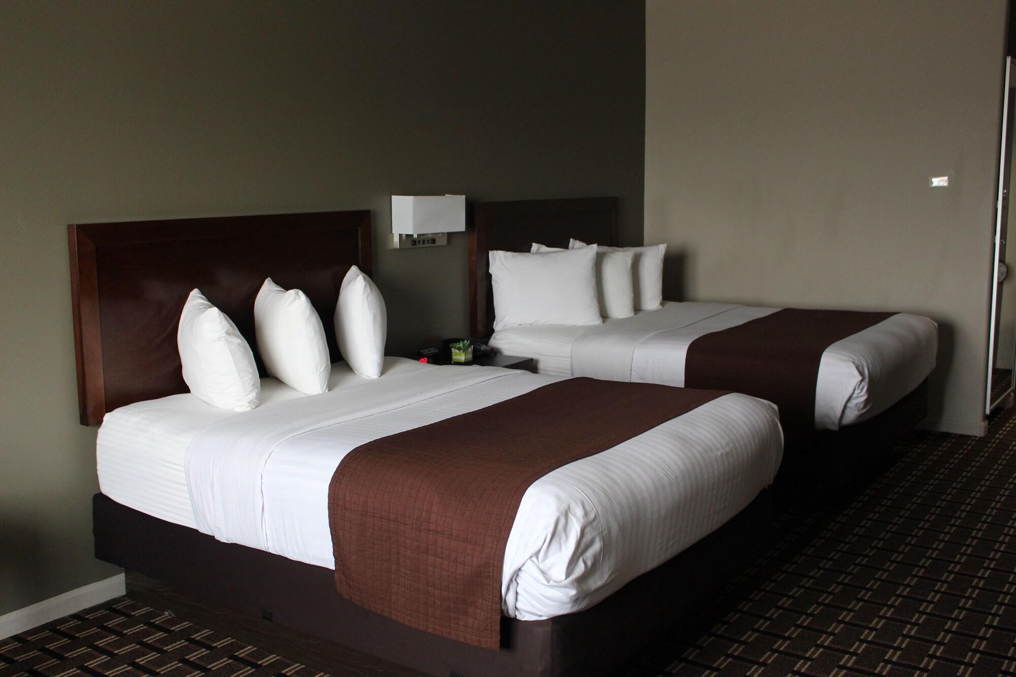 Baymont By Wyndham Columbus Hotel Buitenkant foto