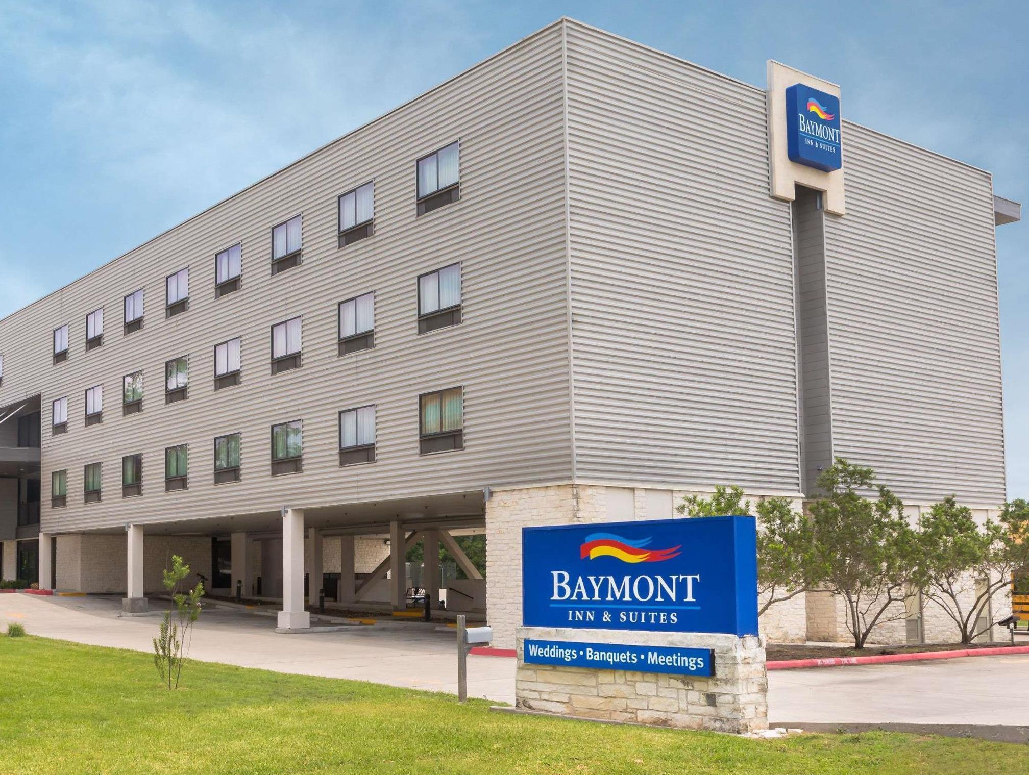 Baymont By Wyndham Columbus Hotel Buitenkant foto